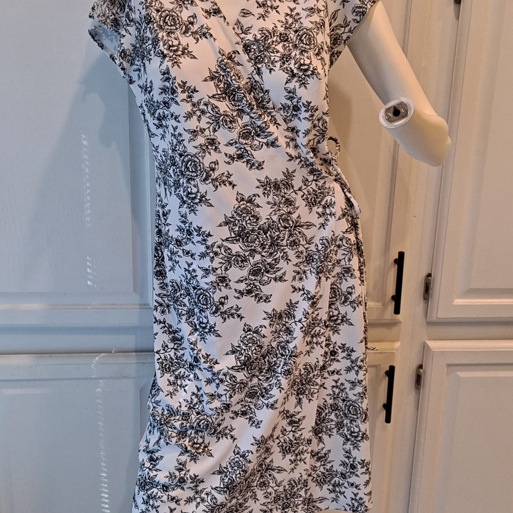 My Michelle Black and White Floral Midi Dress